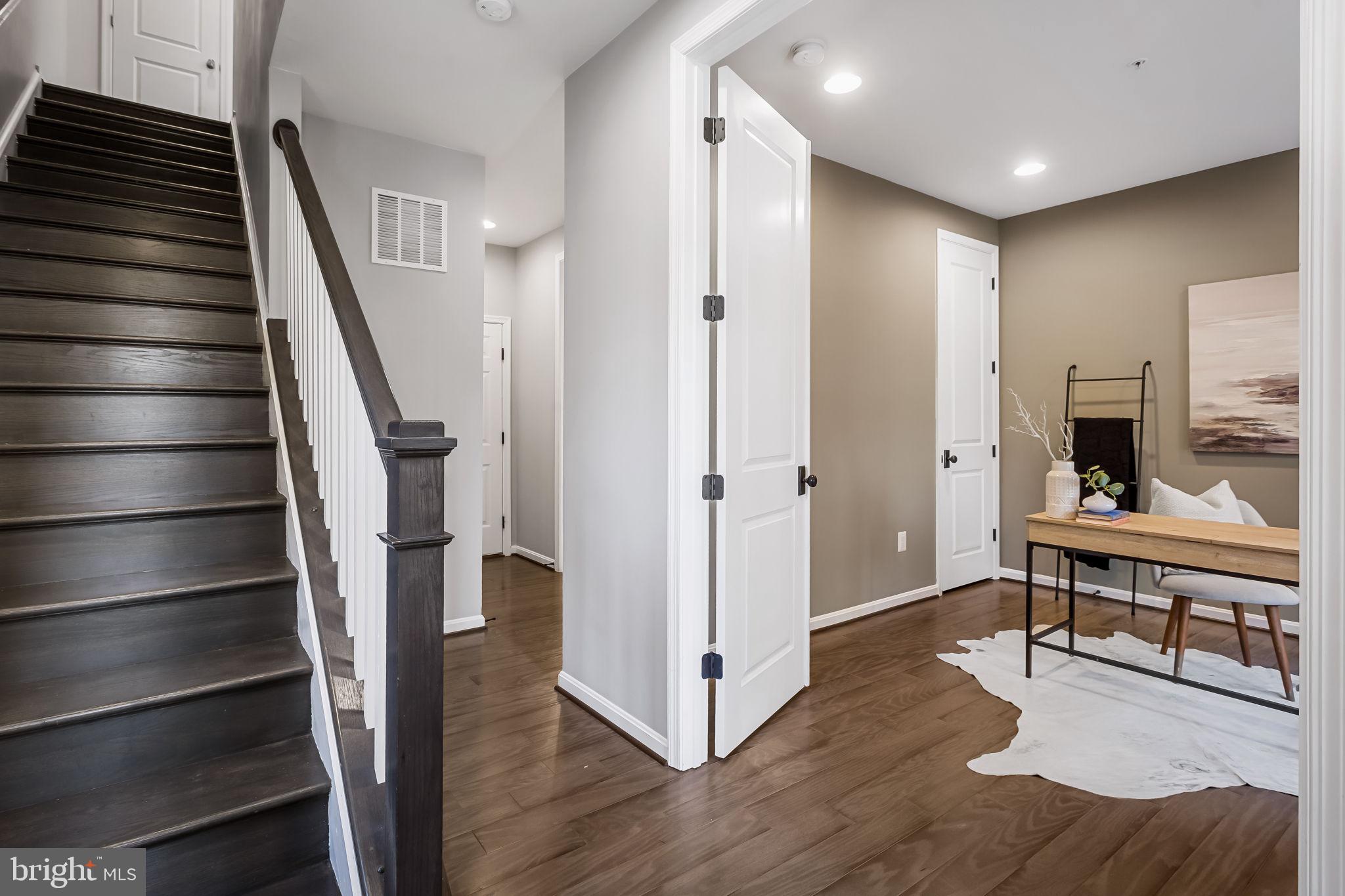 HAMPDEN HISTORIC DISTRICT - Residential