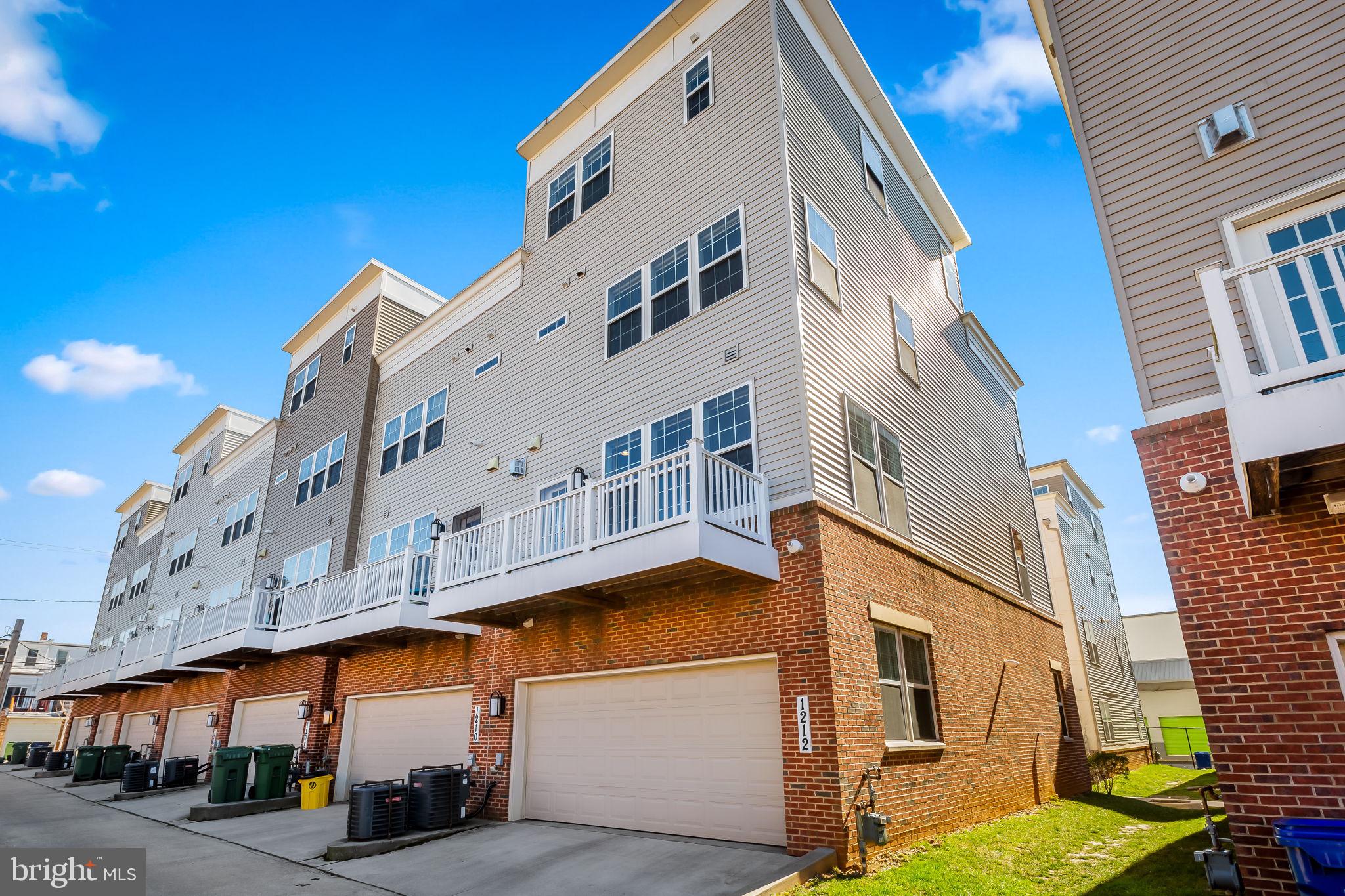 HAMPDEN HISTORIC DISTRICT - Residential