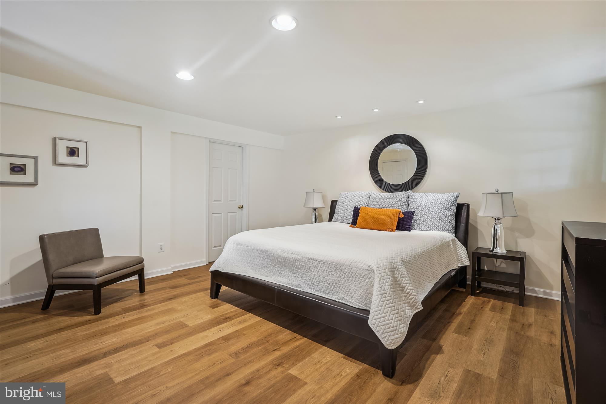 BARONS BROOK - Residential