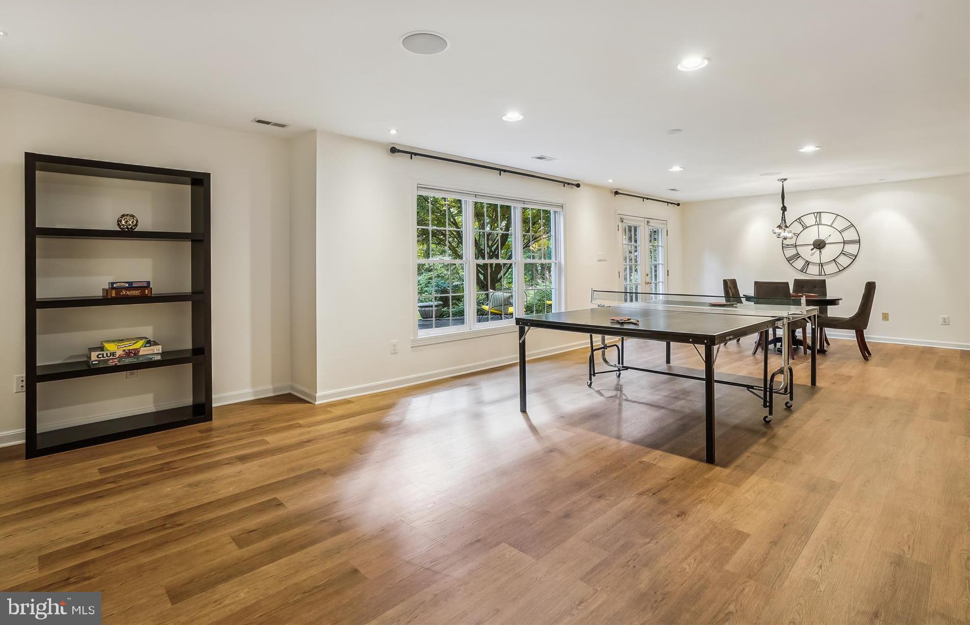 BARONS BROOK - Residential