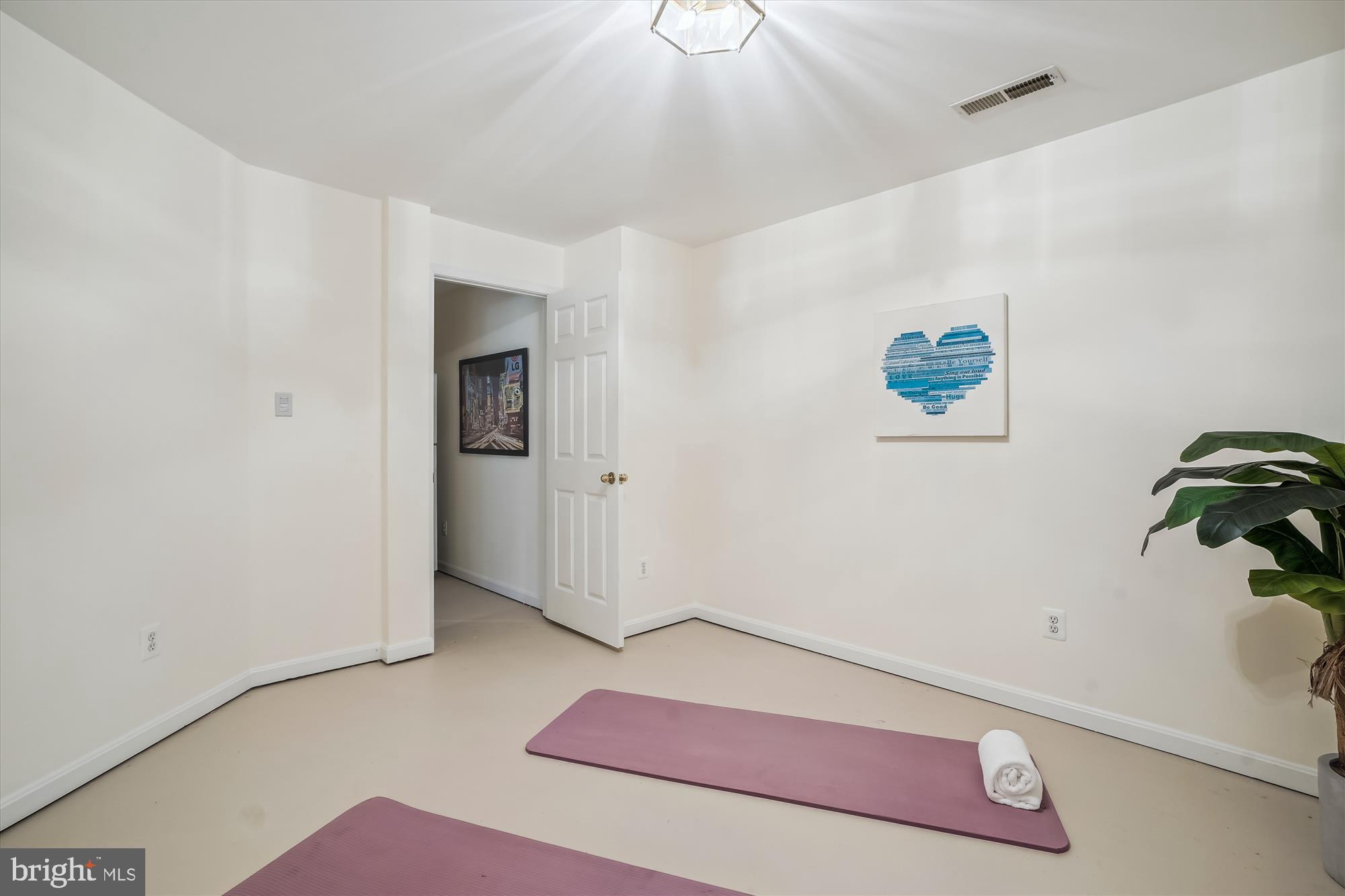 BARONS BROOK - Residential