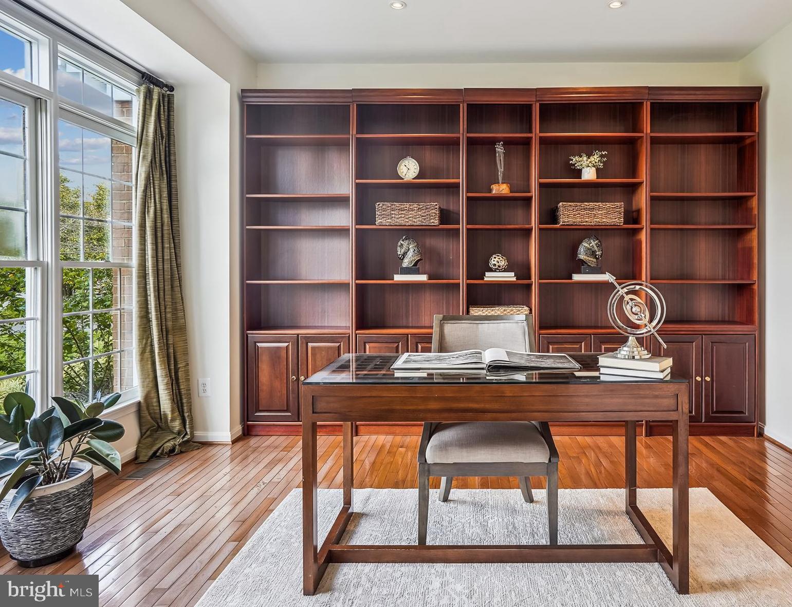 BARONS BROOK - Residential