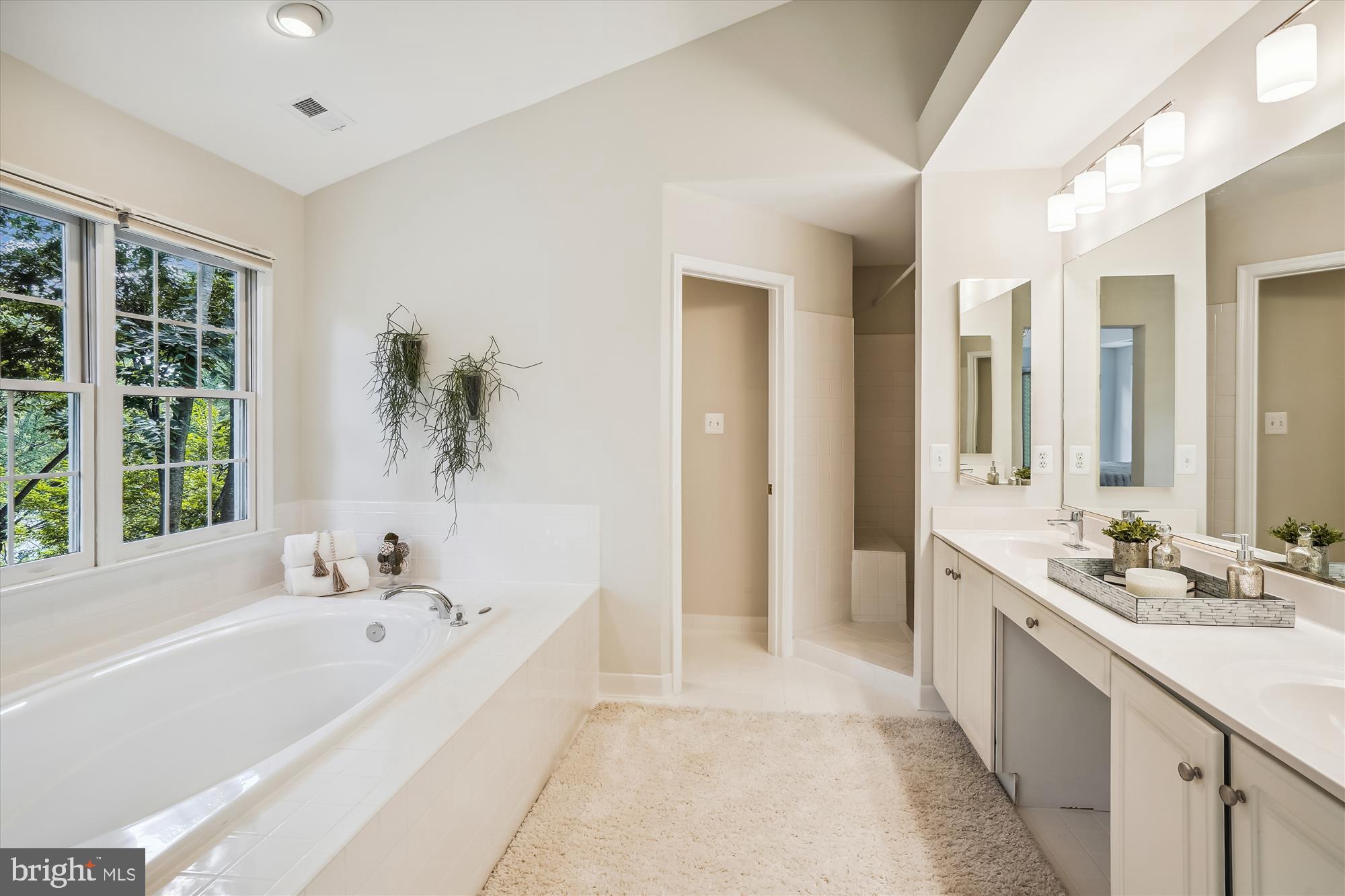 BARONS BROOK - Residential