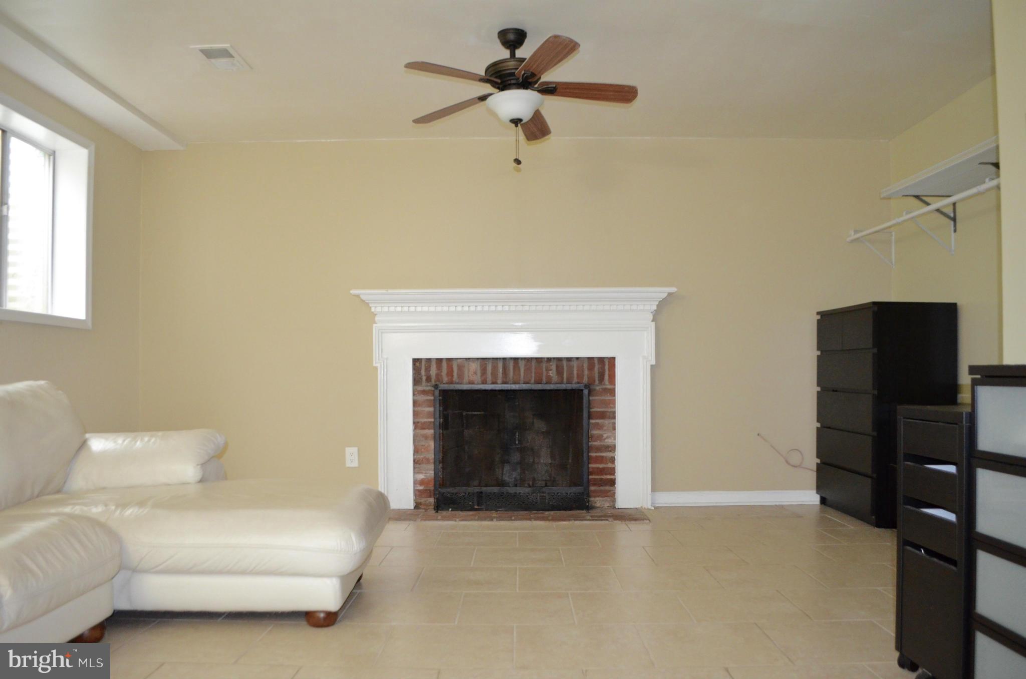 CHARLESTOWN - Residential