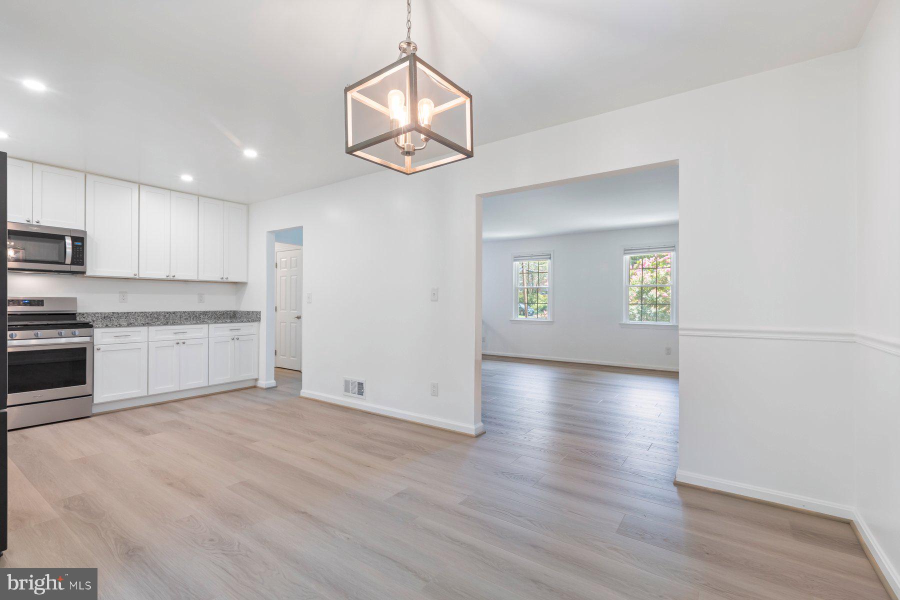 WILLOW WOODS - Residential Lease