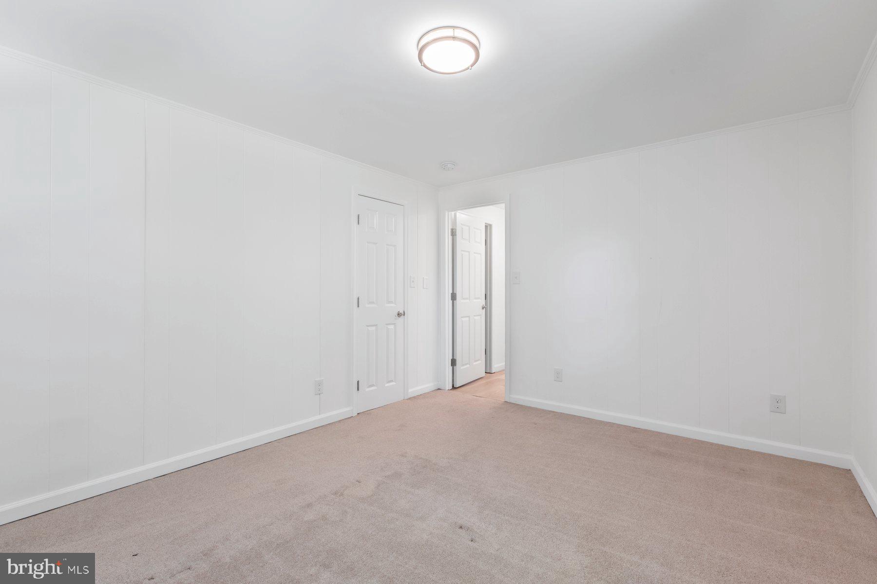 WILLOW WOODS - Residential Lease