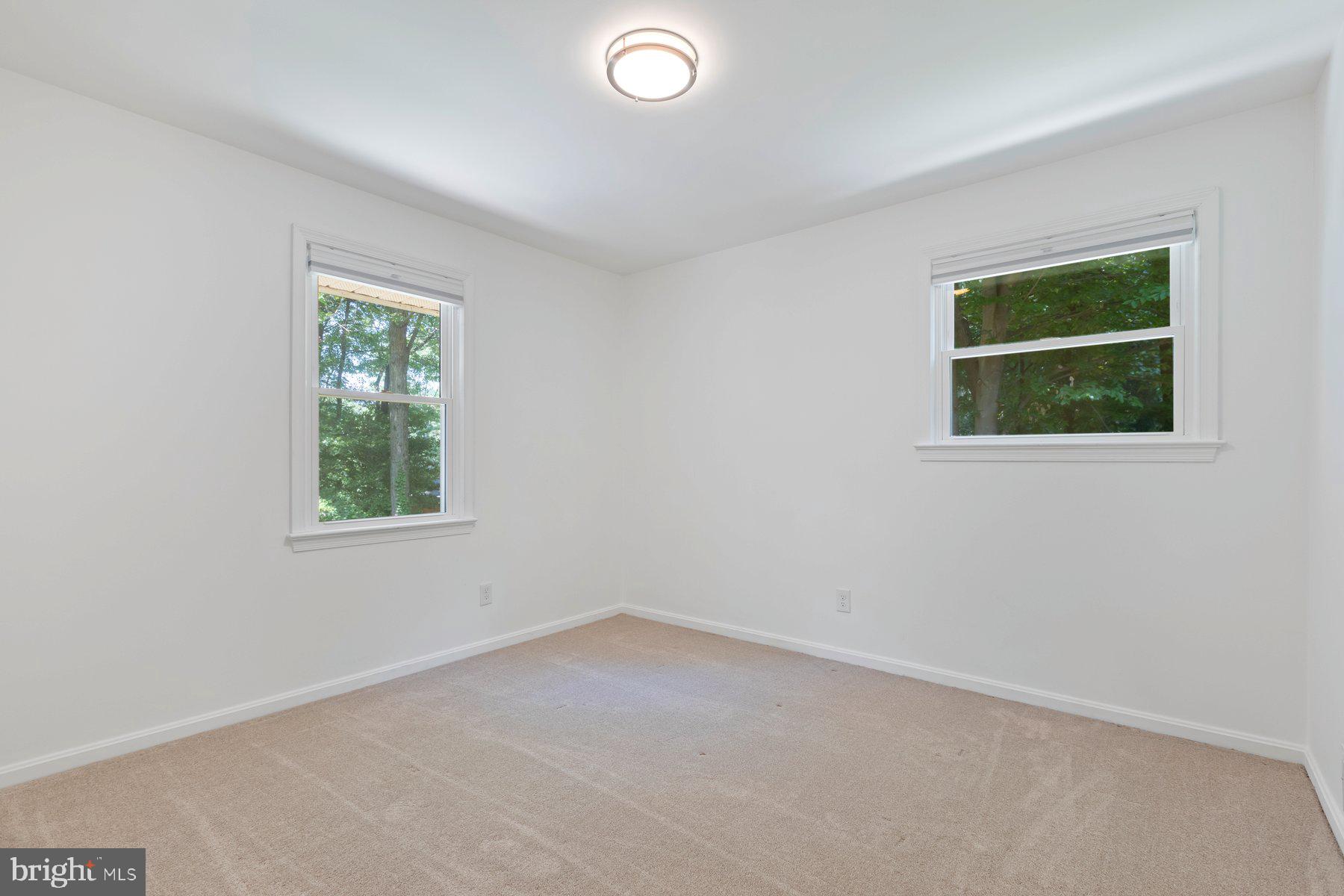 WILLOW WOODS - Residential Lease