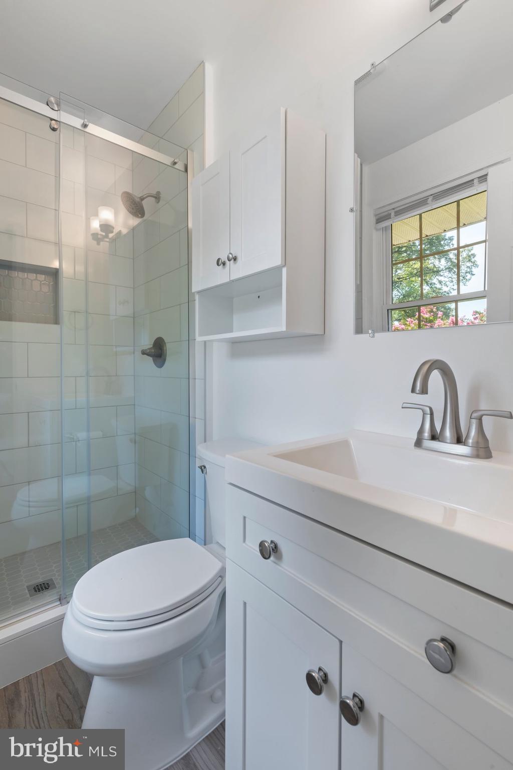 WILLOW WOODS - Residential Lease