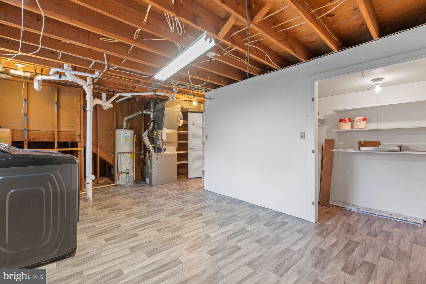 WILLOW WOODS - Residential Lease