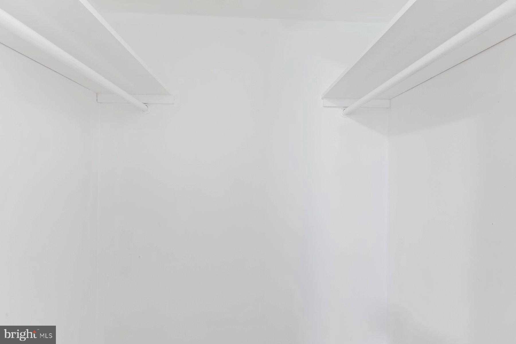 WILLOW WOODS - Residential Lease