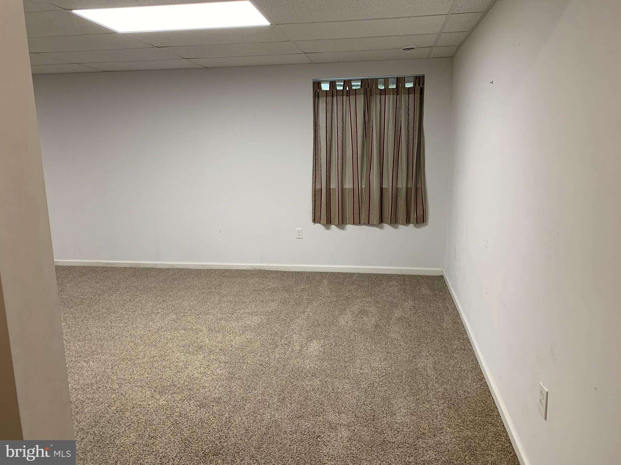 REGENTS PARK - Residential