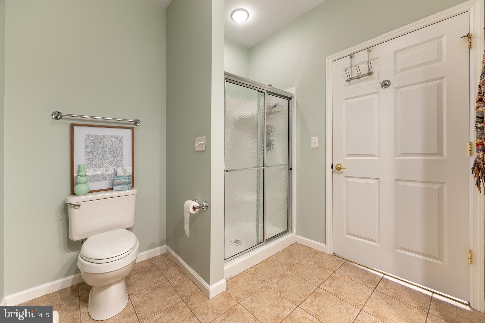 GREENWICH HILL - Residential