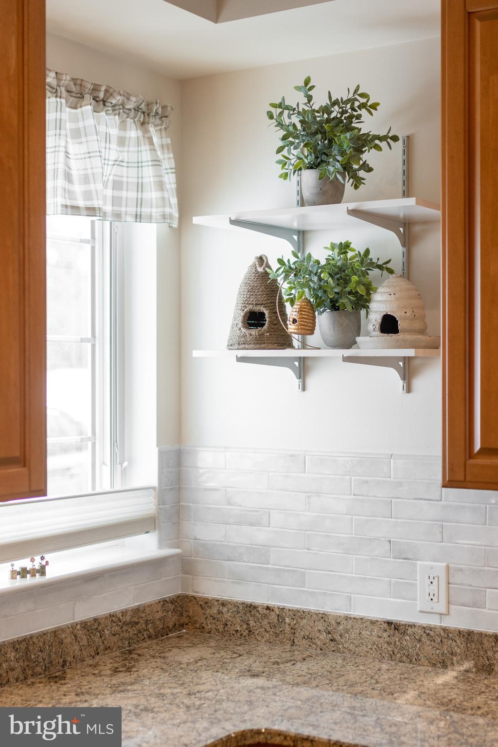 GREENWICH HILL - Residential