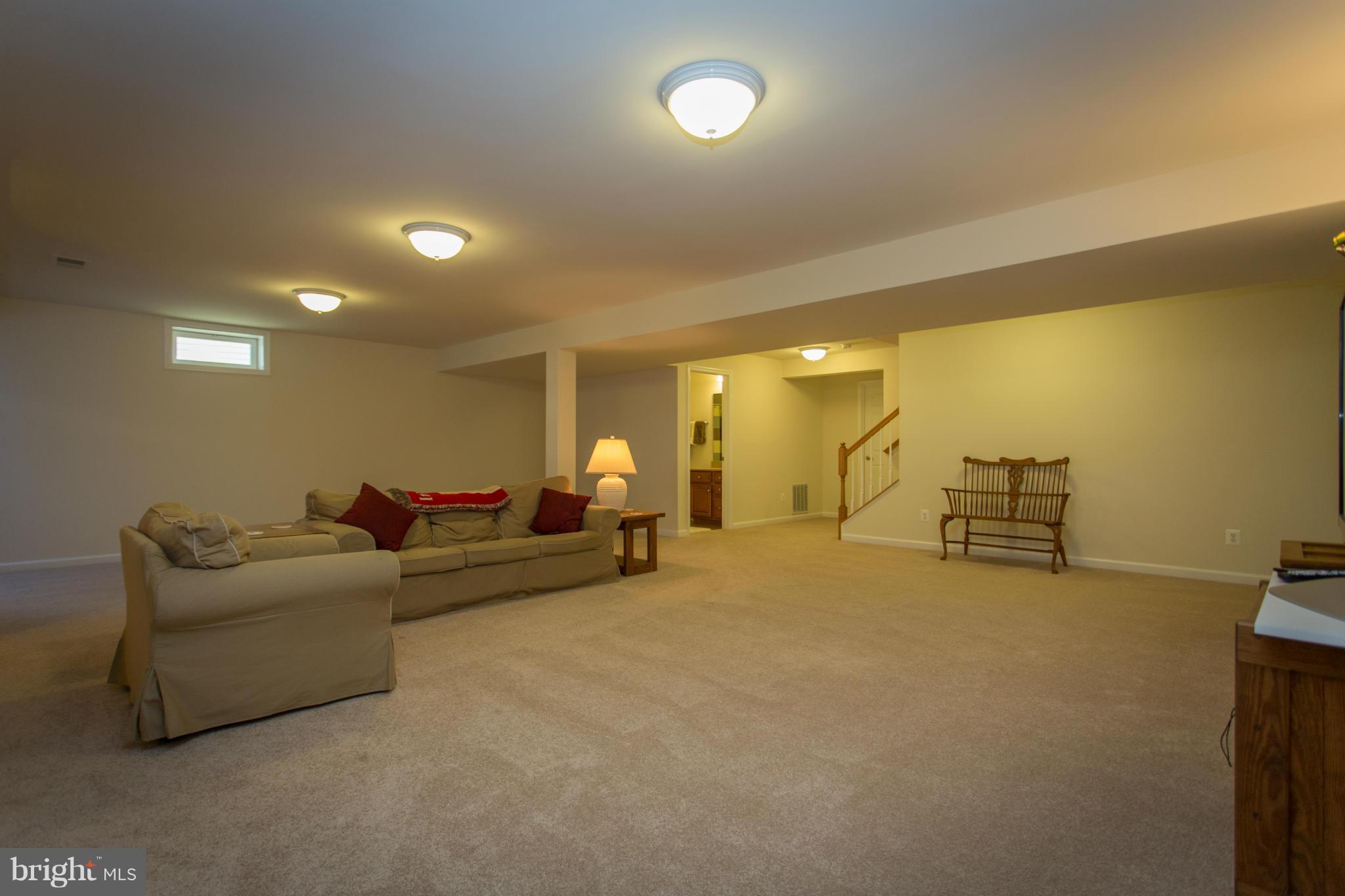 PORT POTOMAC - Residential Lease