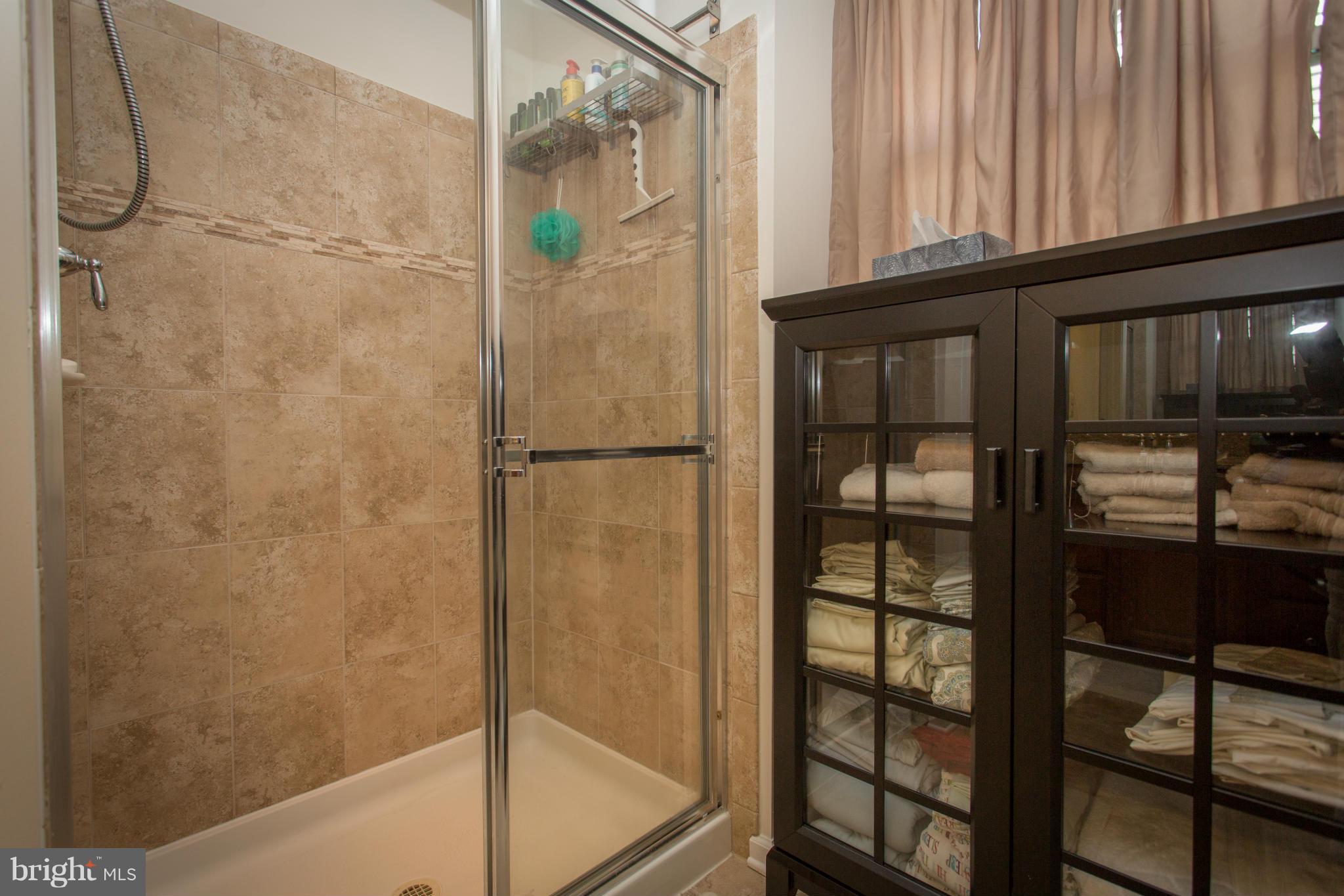 PORT POTOMAC - Residential Lease