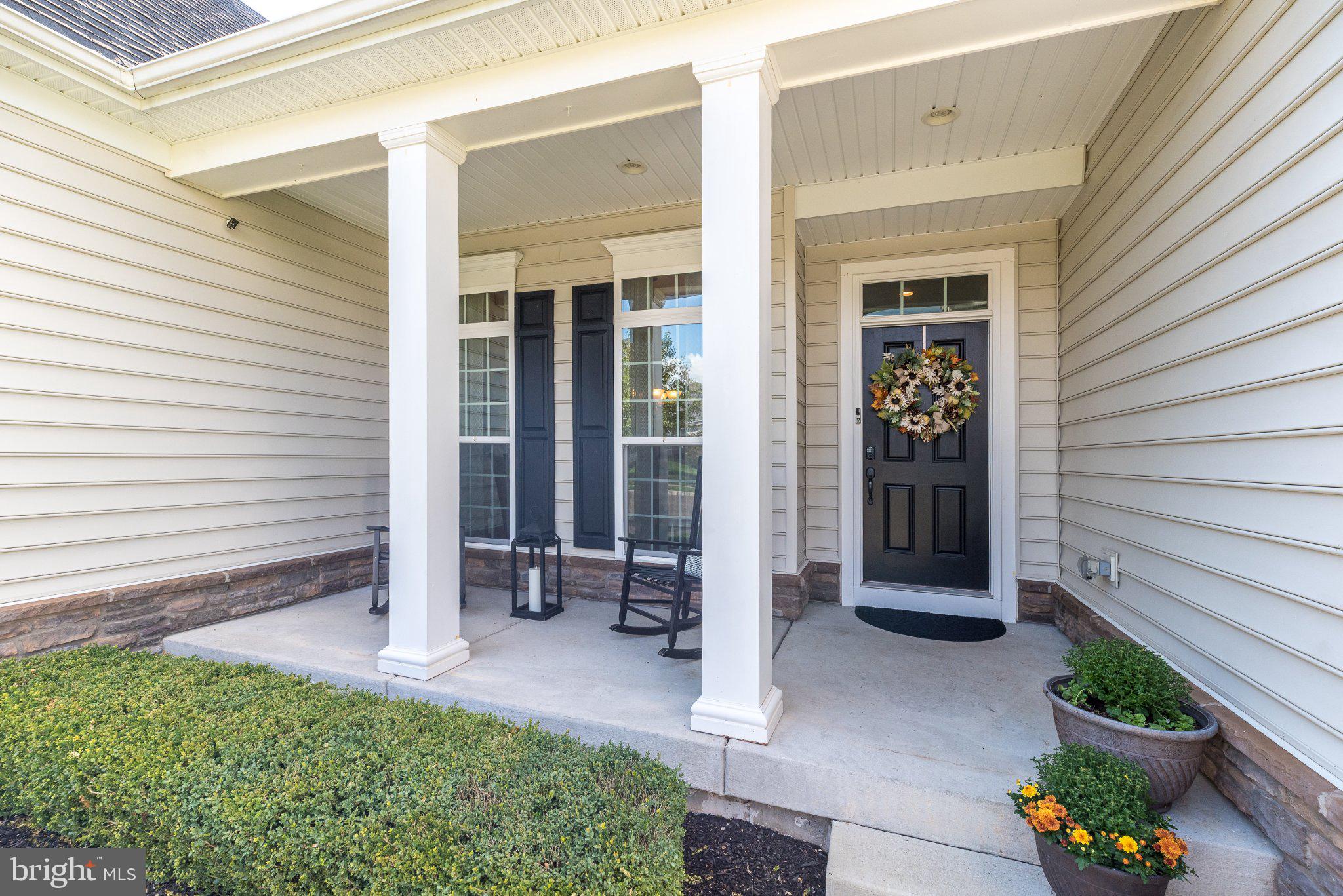 1109 LYNCH CIRCLE