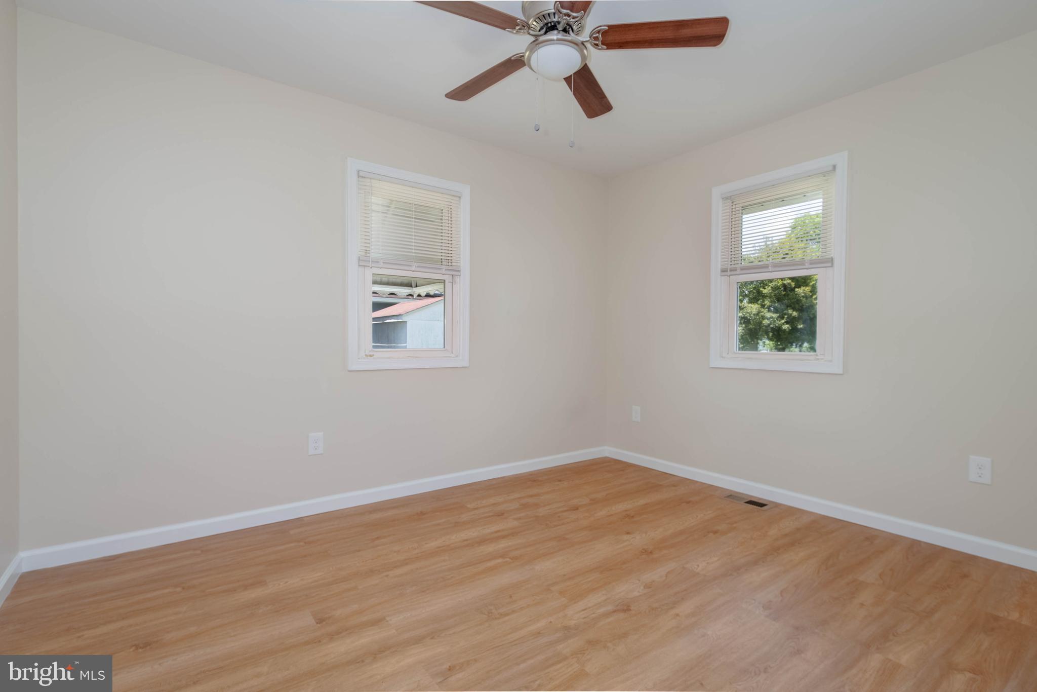 HILLSDALE - Residential