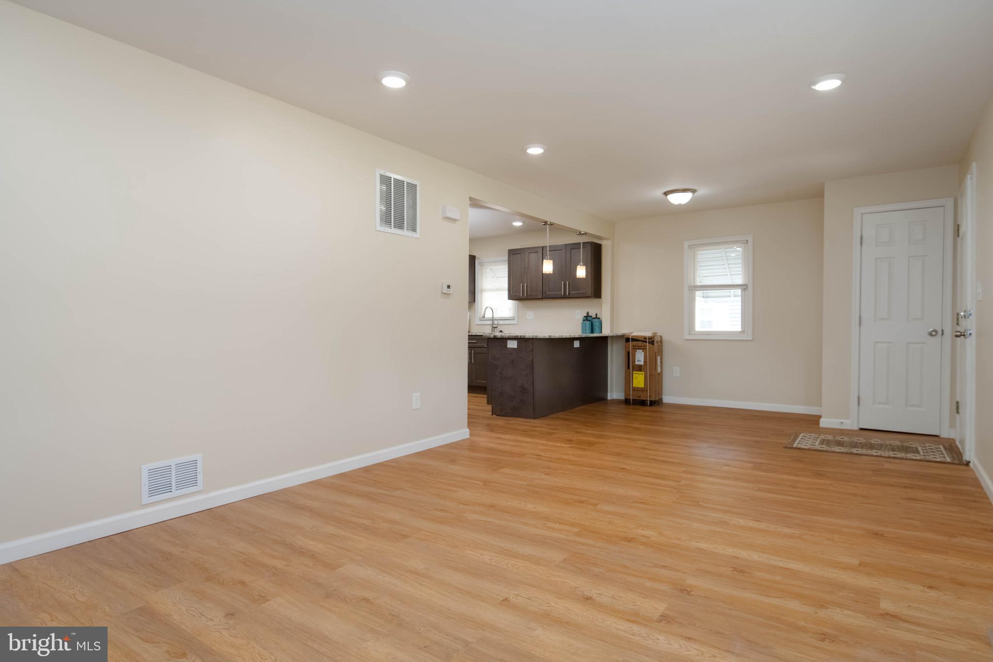 HILLSDALE - Residential