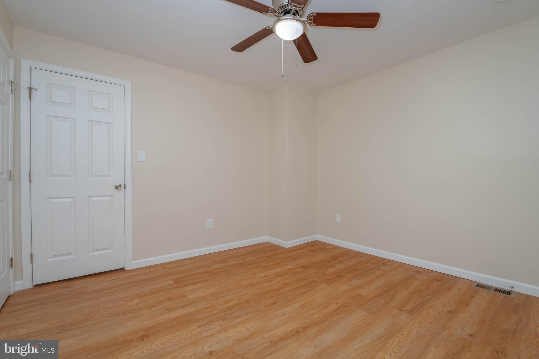 HILLSDALE - Residential
