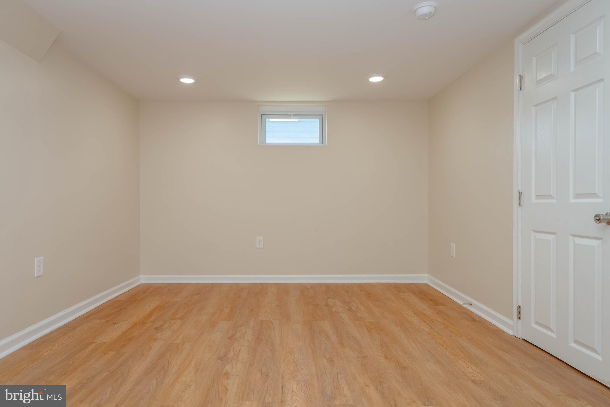 HILLSDALE - Residential