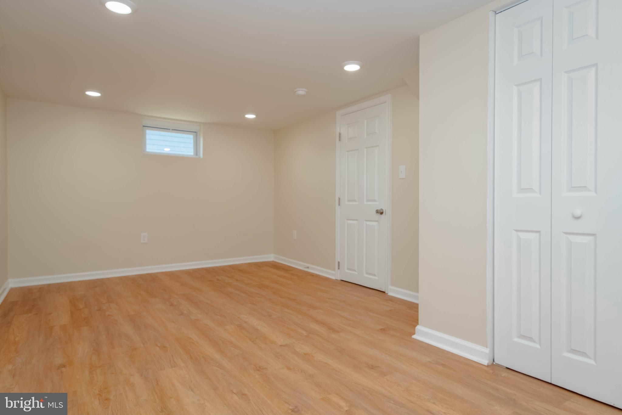 HILLSDALE - Residential