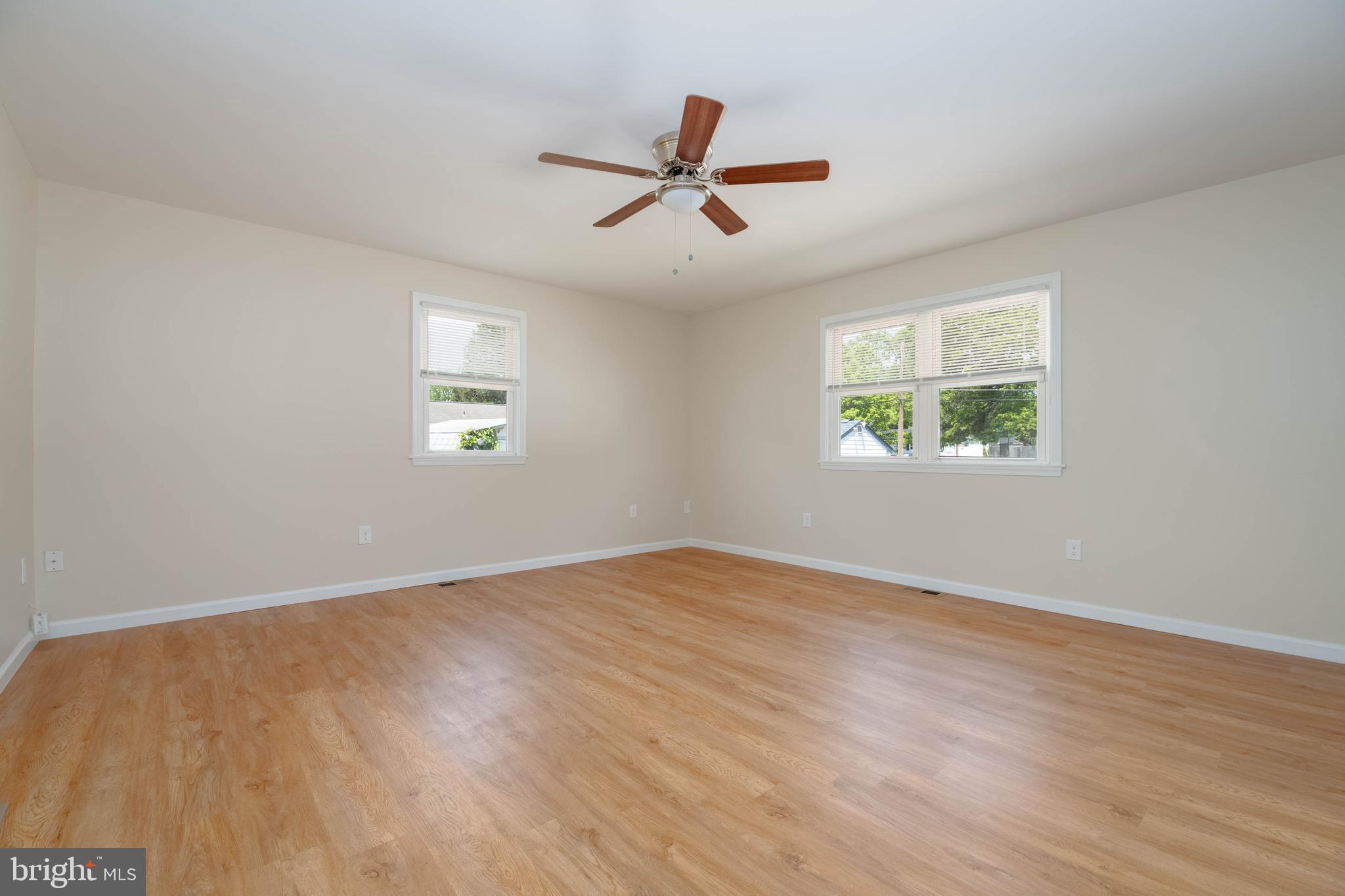 HILLSDALE - Residential