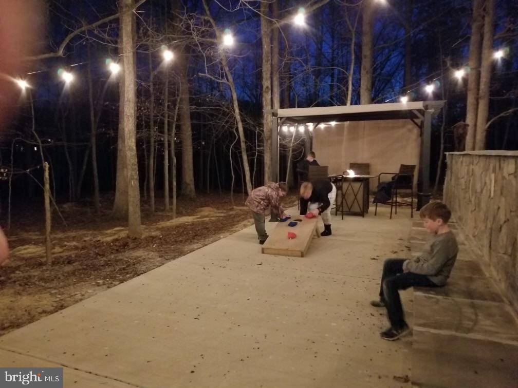 CROSSPOINTE - Residential