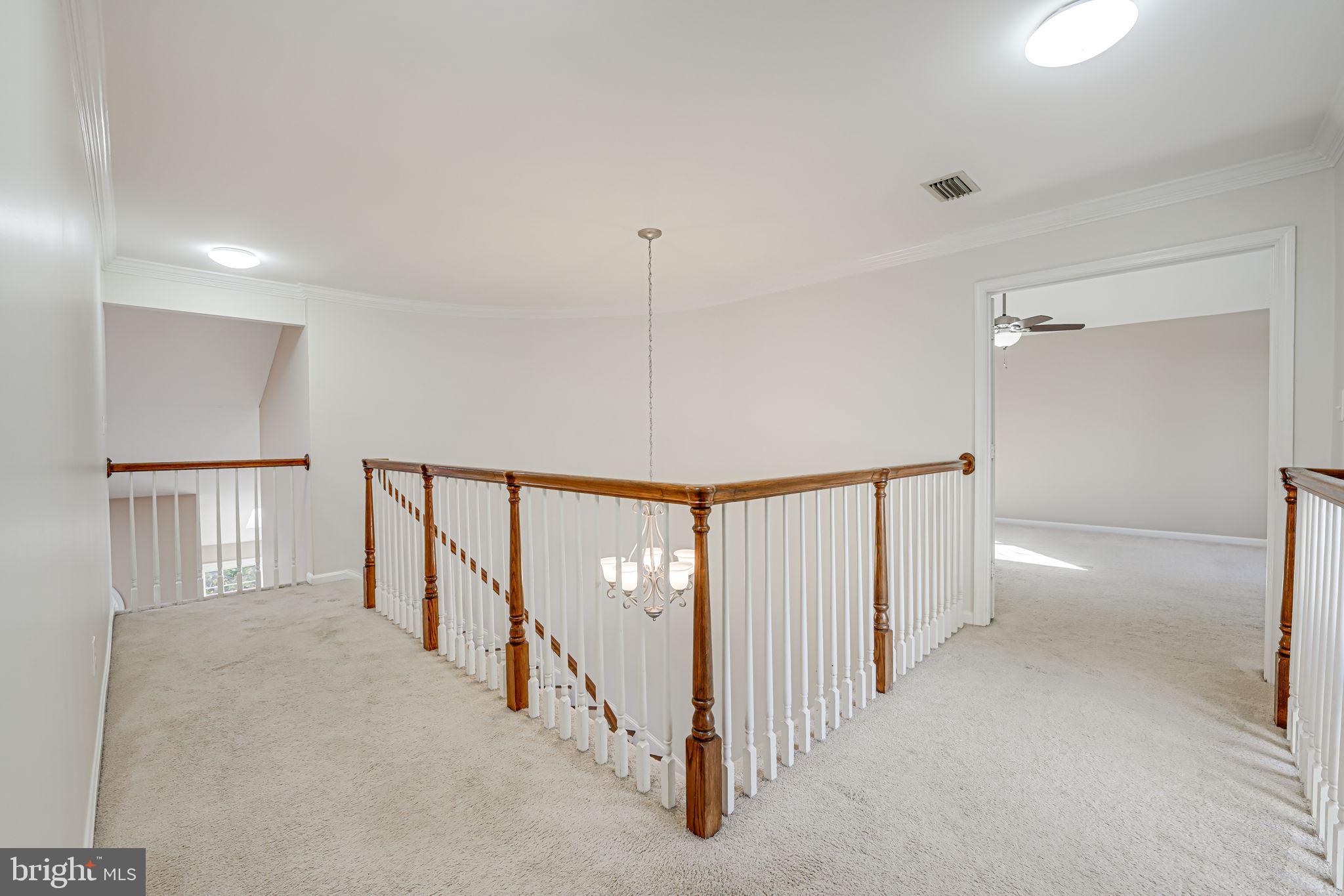 CROSSPOINTE - Residential