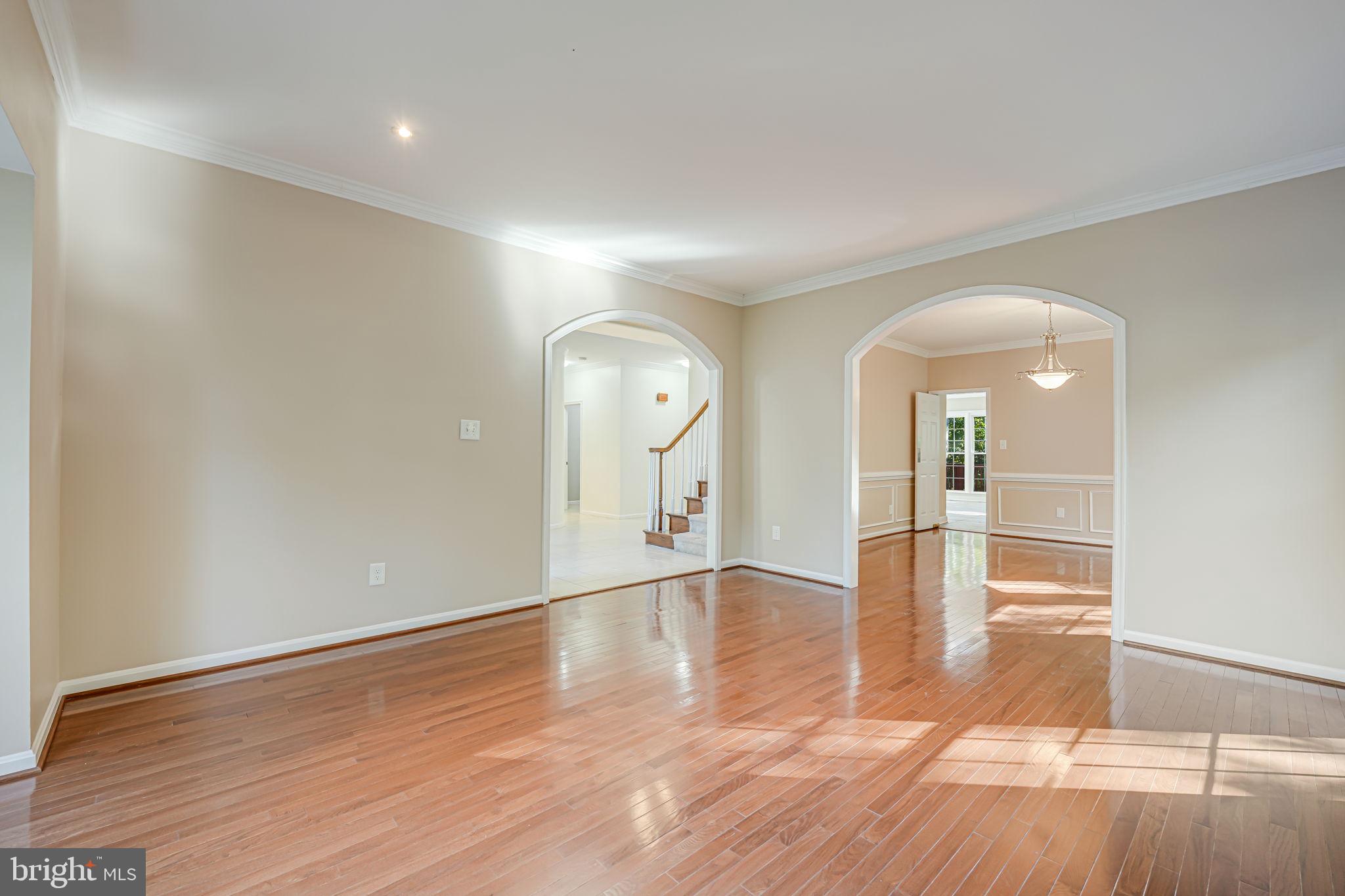 CROSSPOINTE - Residential