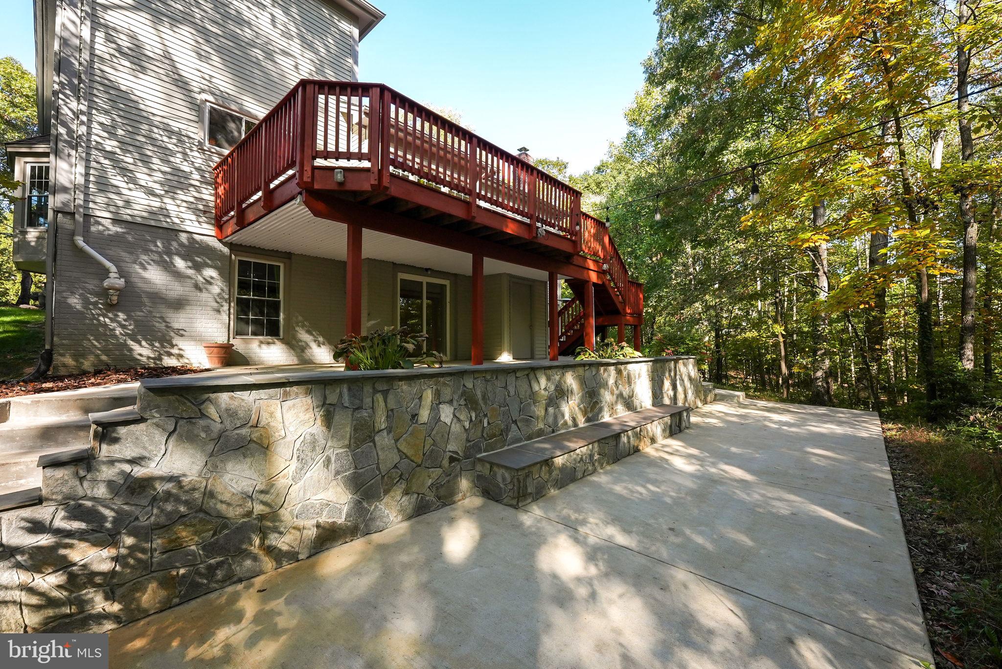 CROSSPOINTE - Residential