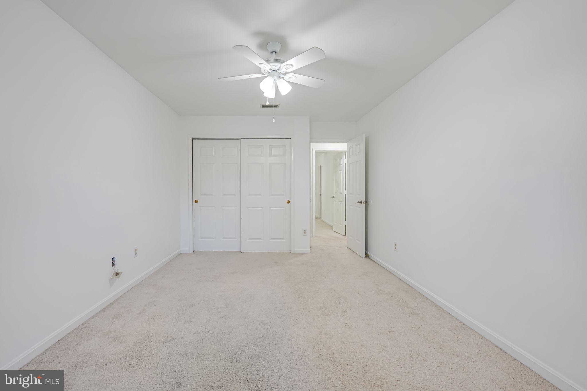 CROSSPOINTE - Residential