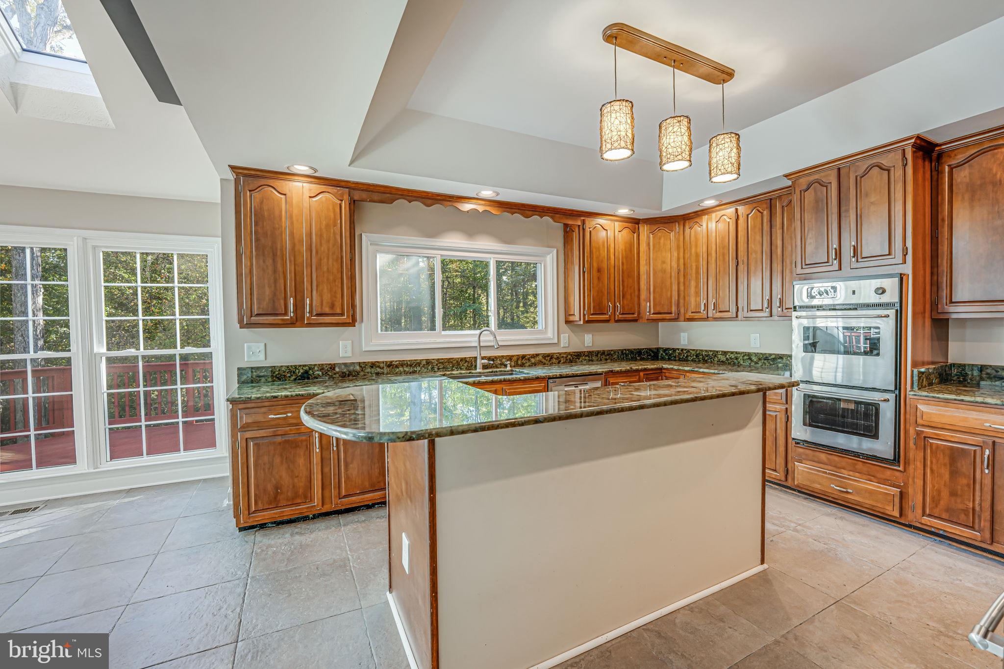 CROSSPOINTE - Residential