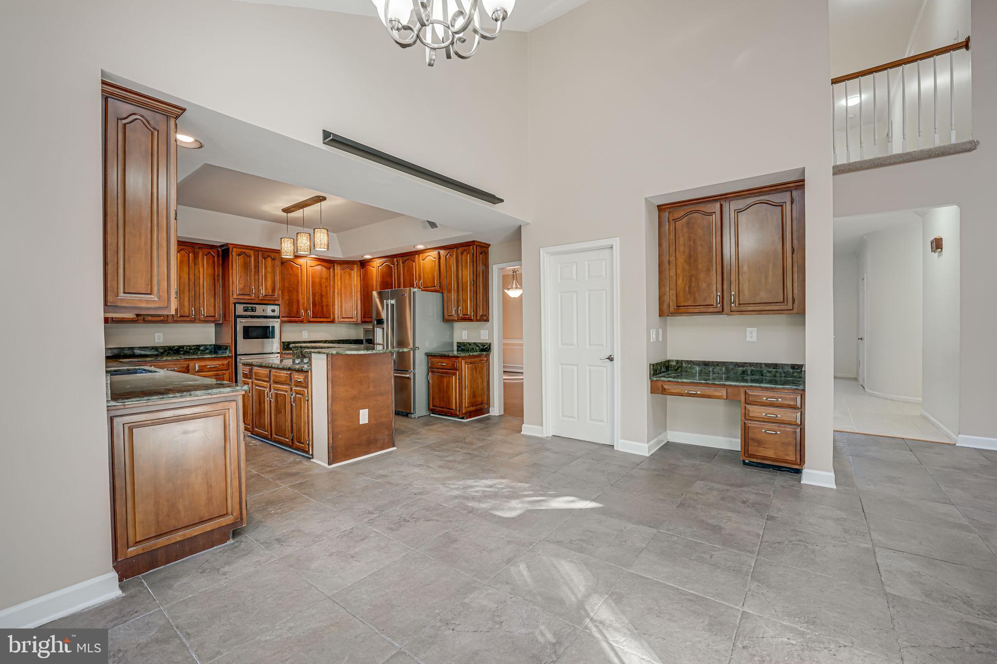 CROSSPOINTE - Residential