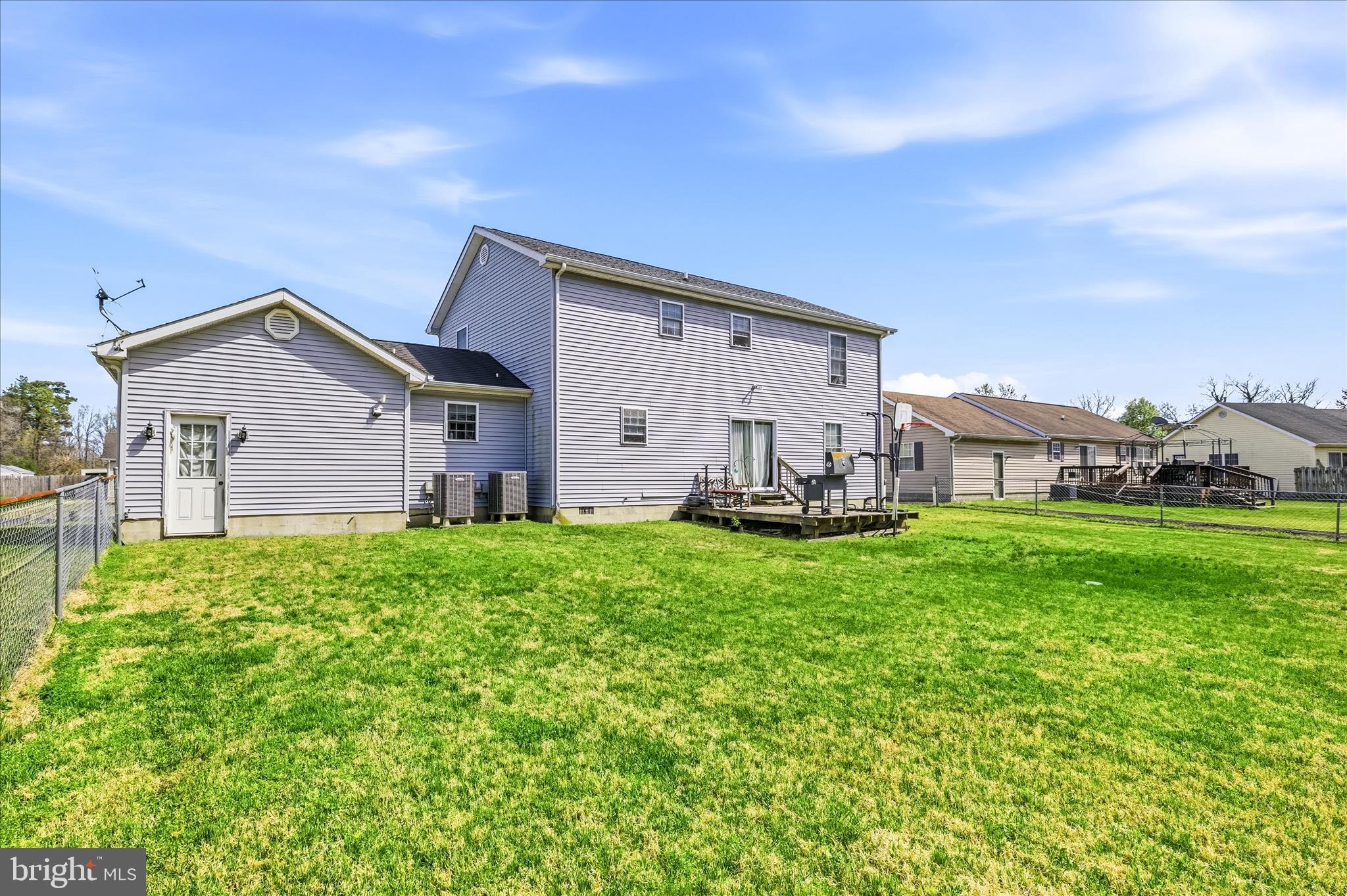 BAYLY CROSSING - Residential