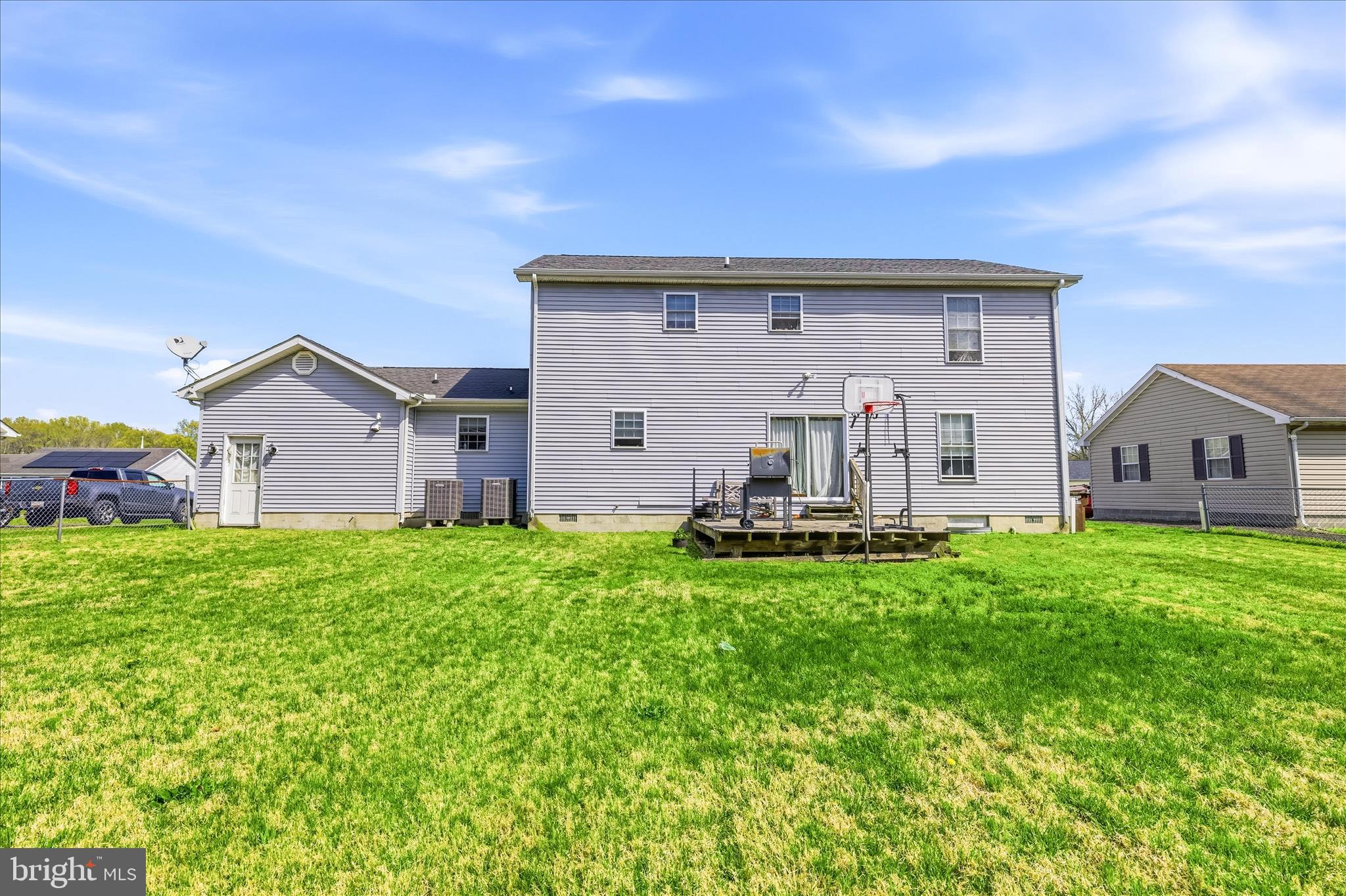 BAYLY CROSSING - Residential