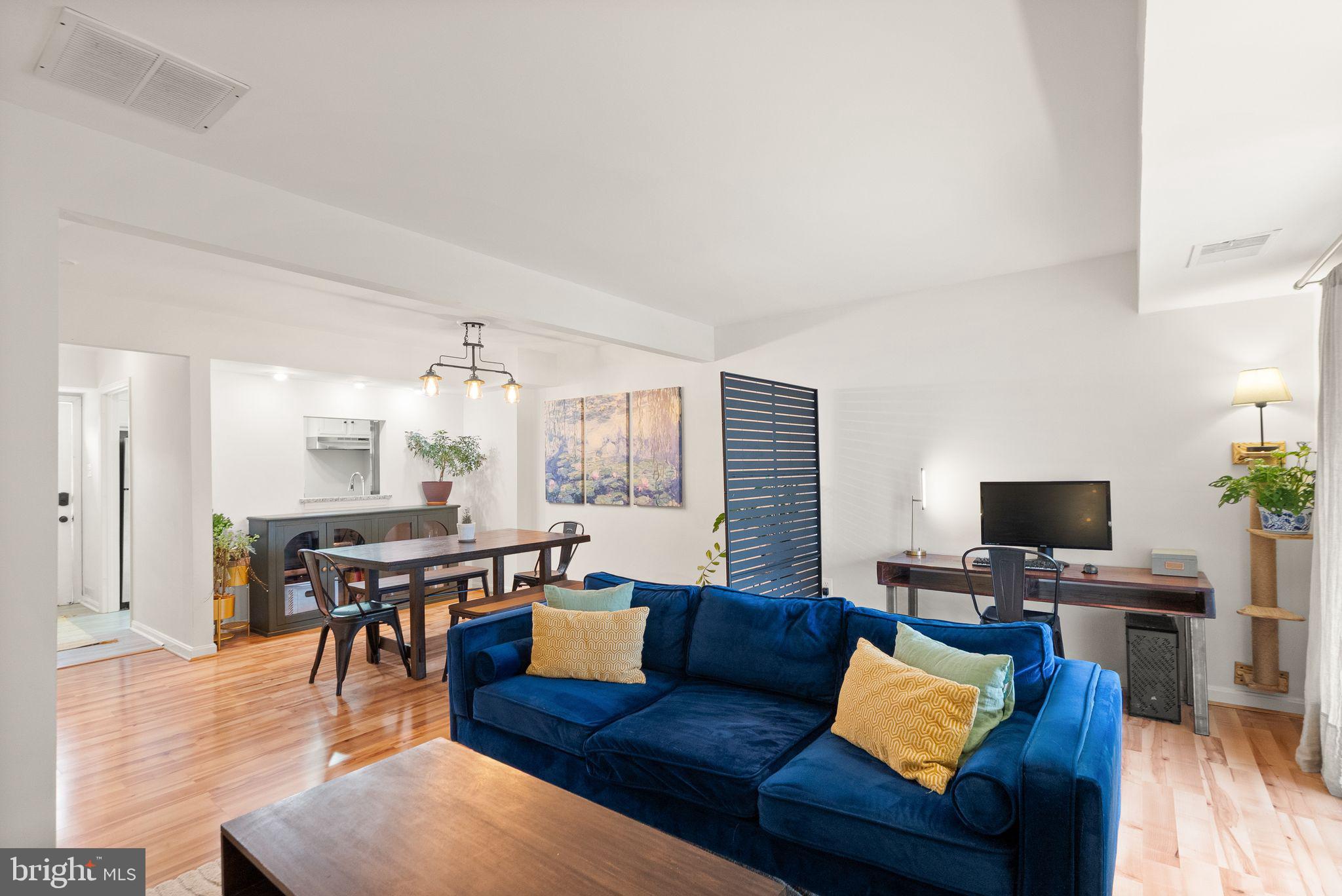 THE MEADOWS - Residential