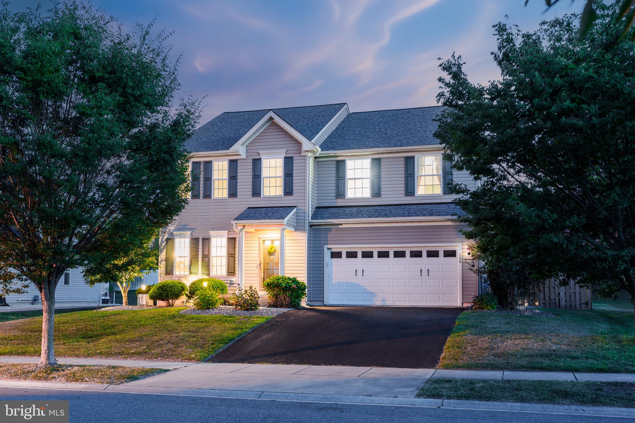 206 MAGNOLIA DRIVE