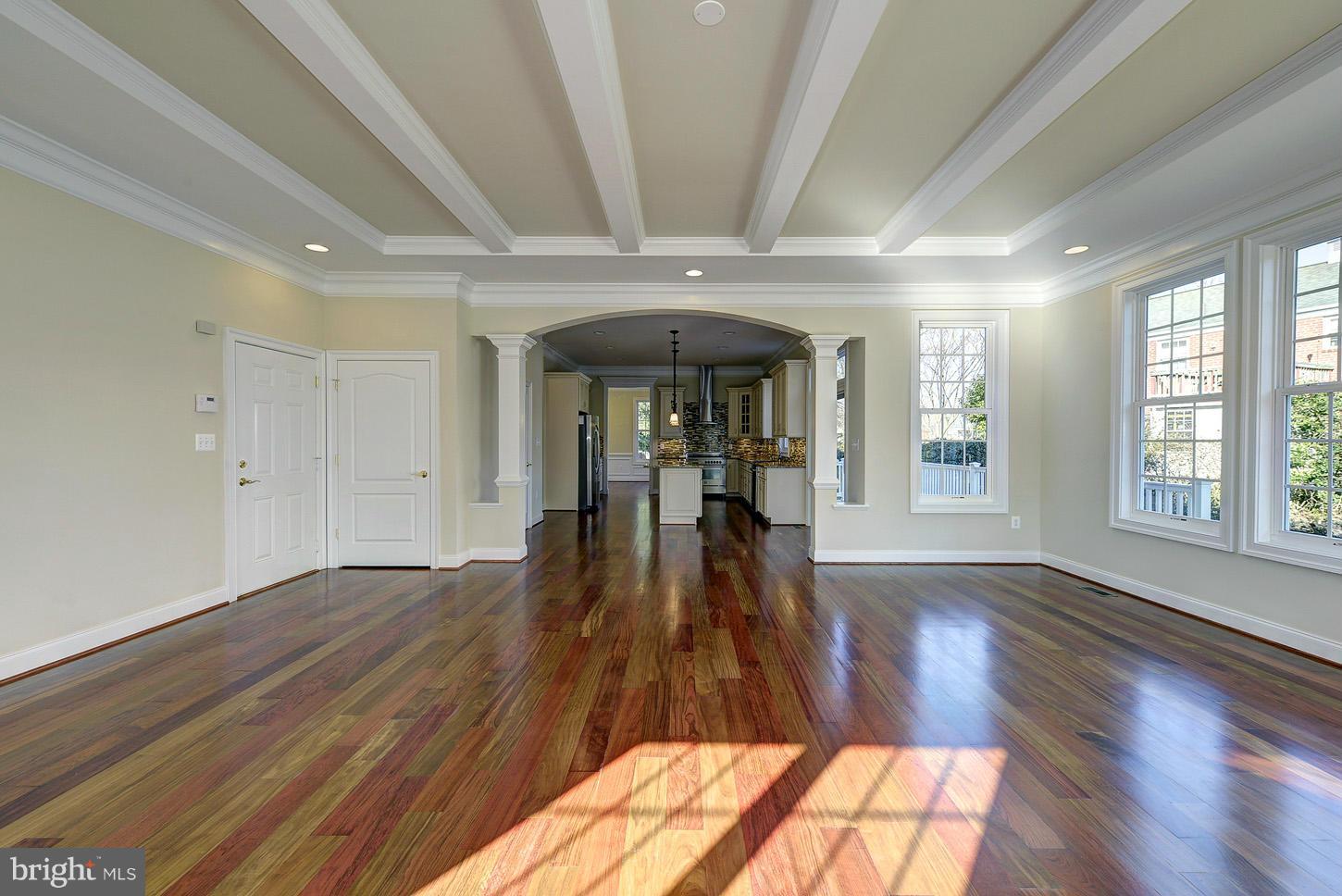 COLUMBIA PINES - Residential