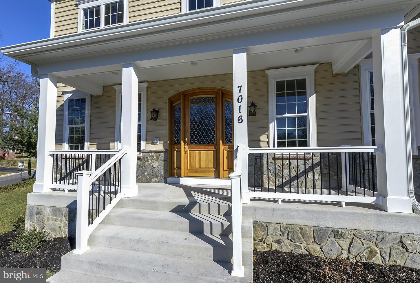 COLUMBIA PINES - Residential