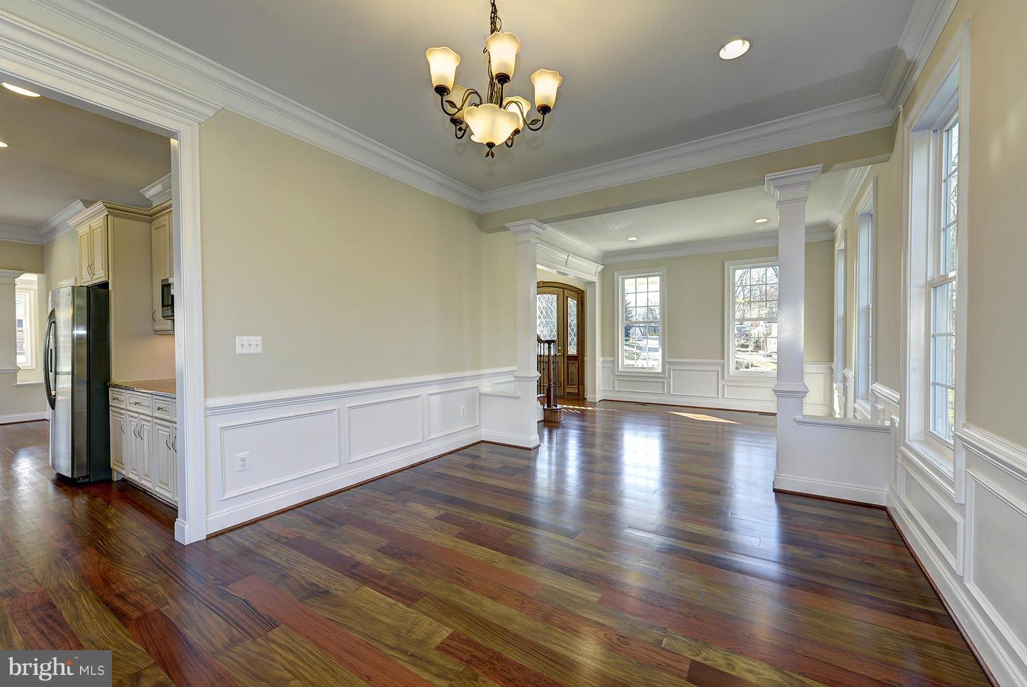 COLUMBIA PINES - Residential