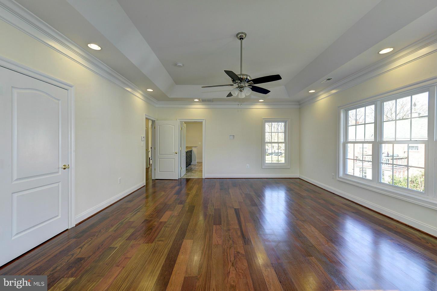 COLUMBIA PINES - Residential