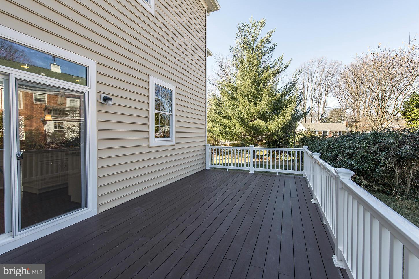 COLUMBIA PINES - Residential