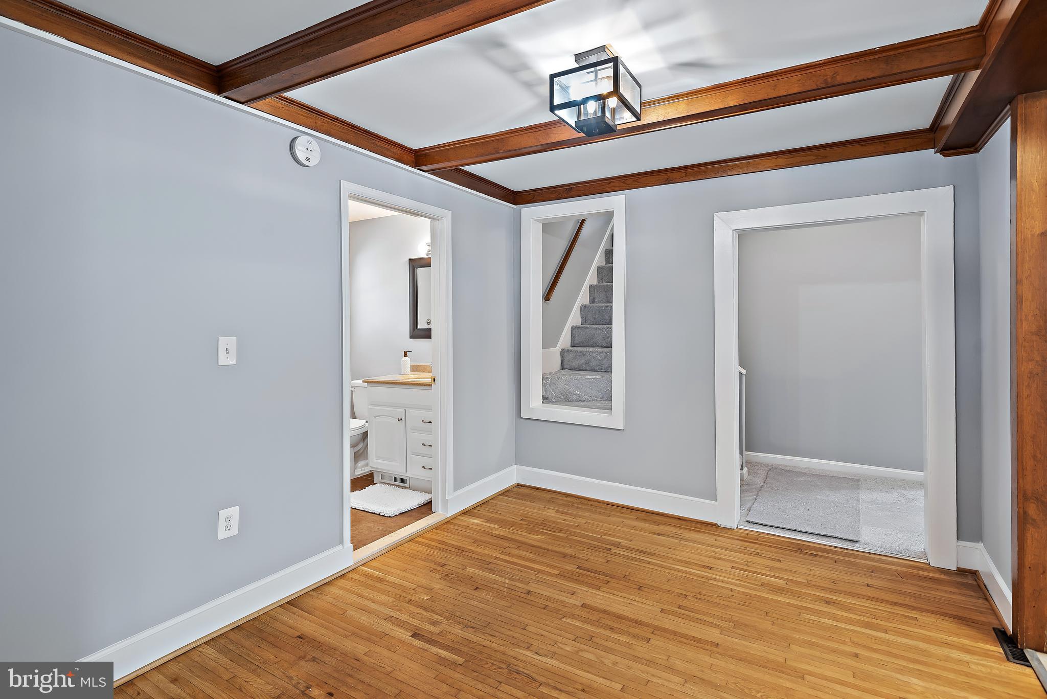 HOLLYWOOD PARK - Residential