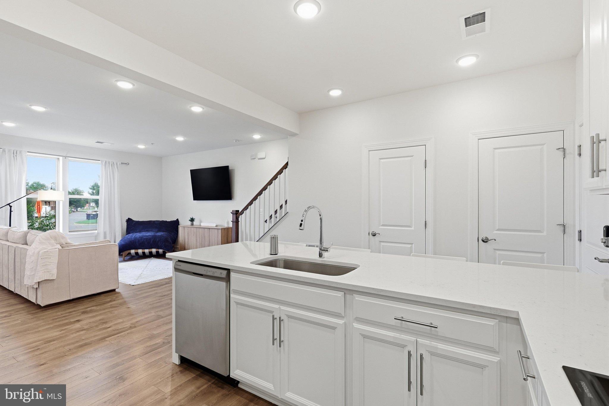 10308 RATCLIFFE TRL