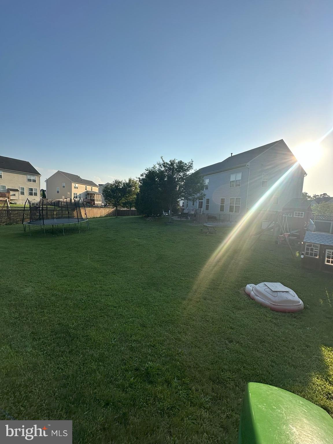 WAKELAND MANOR - Residential