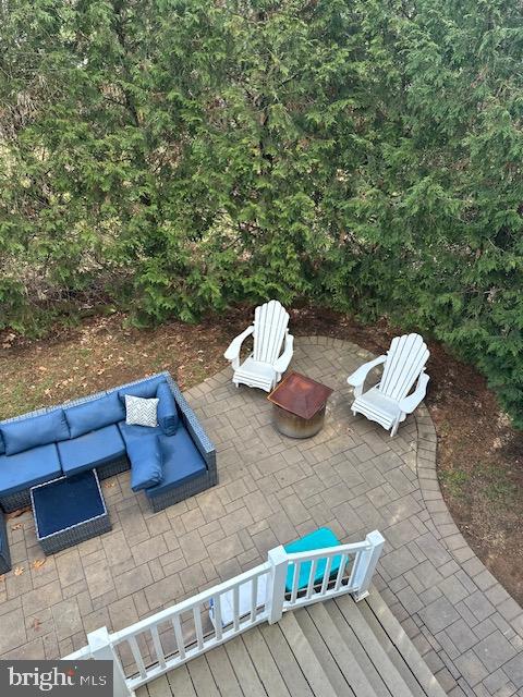 WAKELAND MANOR - Residential