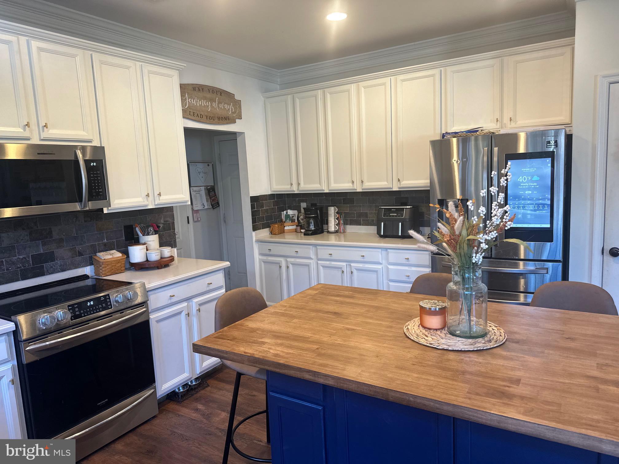 116 ALDIE BURN COURT