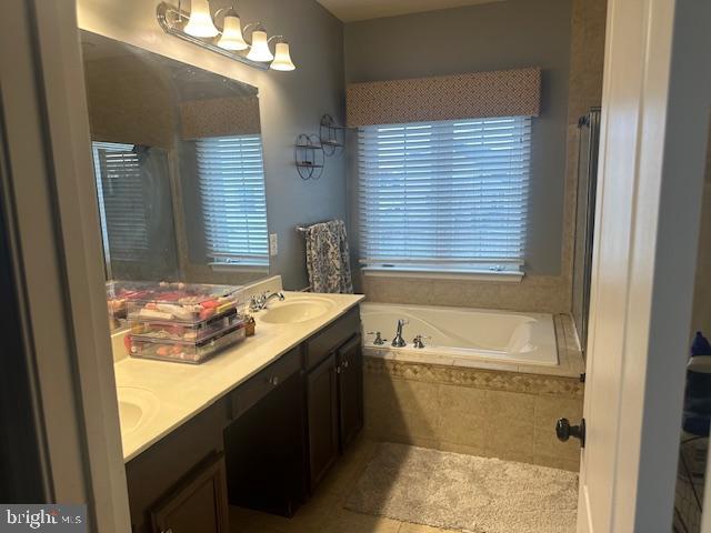 WAKELAND MANOR - Residential