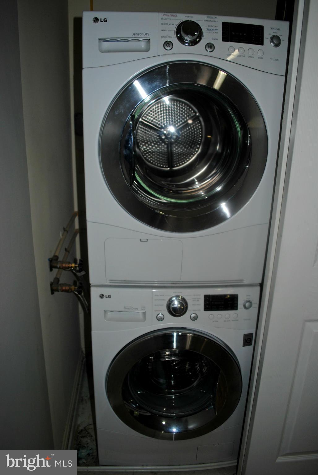 WEXFORD GARDEN - Residential Lease