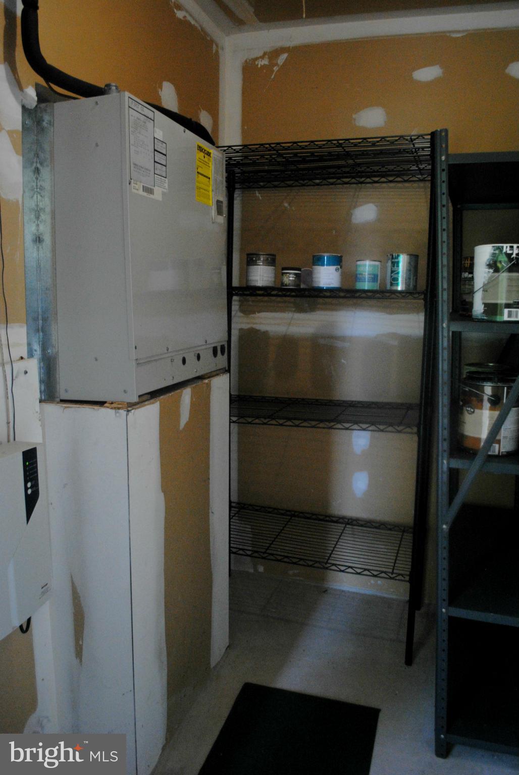 WEXFORD GARDEN - Residential Lease